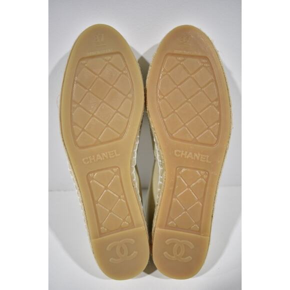 Chanel 20P Beige Canvas White Quilted CC Logo Classic Ballet Espadrille Flat 37 - Picture 12 of 12